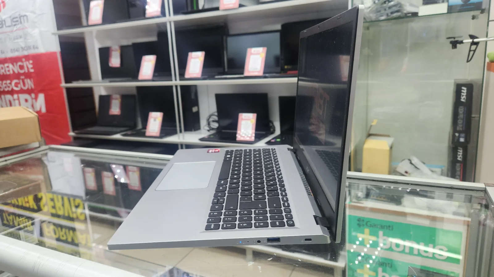 Acer Aspire 3 Ryzen 5 7520U | 8GB RAM | 256GB SSD | Full HD - 24 Ay Garantili — fotoğraf 7