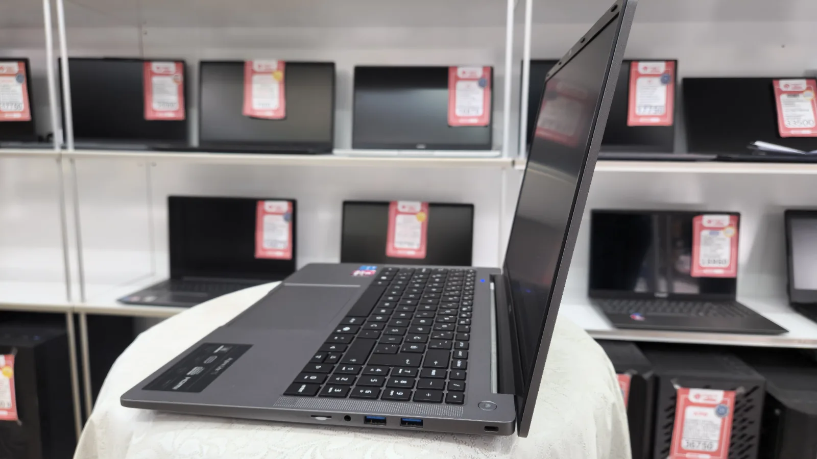 Acer Aspire Lite AL15 Intel Celeron 4 GB RAM 120 GB SSD 15,6″ Full HD Windows 11 Dizüstü Bilgisayar — fotoğraf 9
