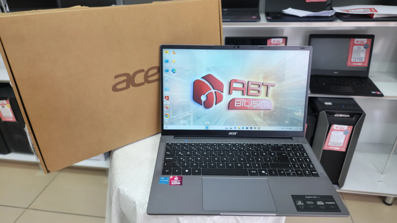 Acer Aspire Lite AL15 Intel Celeron 4 GB RAM 120 GB SSD 15,6″ Full HD Windows 11 Dizüstü Bilgisayar — fotoğraf 2