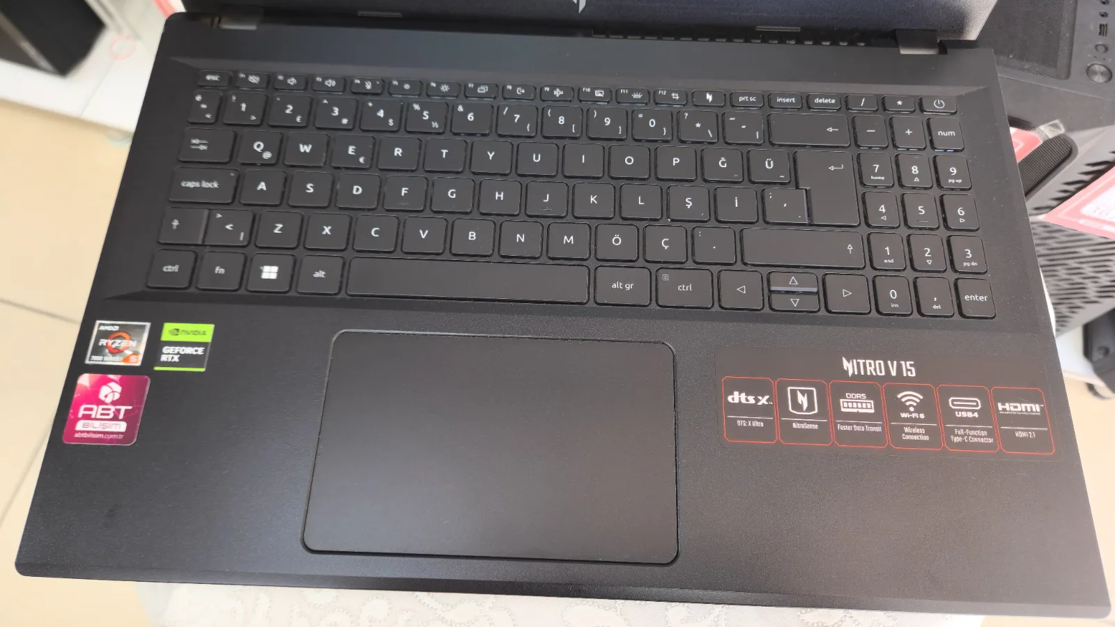 Acer Nitro 5 - Ryzen 5 7535HS | 16 GB DDR5 | 512 GB SSD | RTX 4060 8GB | 144Hz 15.6" Gaming Laptop — fotoğraf 5