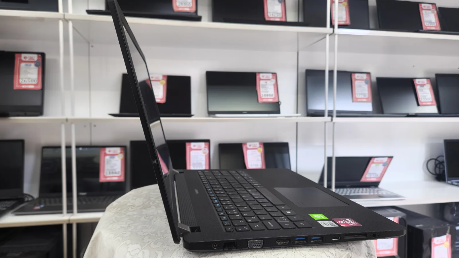 Acer TravelMate | i5-10210U | 8 GB RAM | 512 GB M.2 SSD | MX230 2 GB — fotoğraf 7