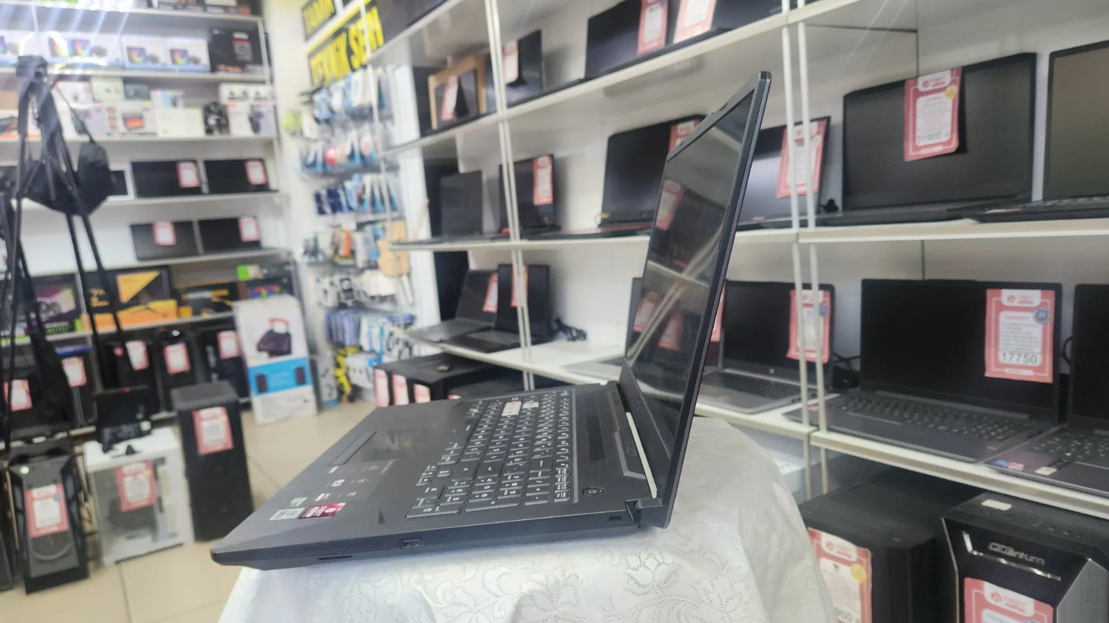 ASUS TUF Gaming F17 | i5-10300H | GTX 1650 Ti 4GB | 16GB RAM | 512GB SSD | 17.3" 144Hz | 24 Ay Garanti — fotoğraf 8