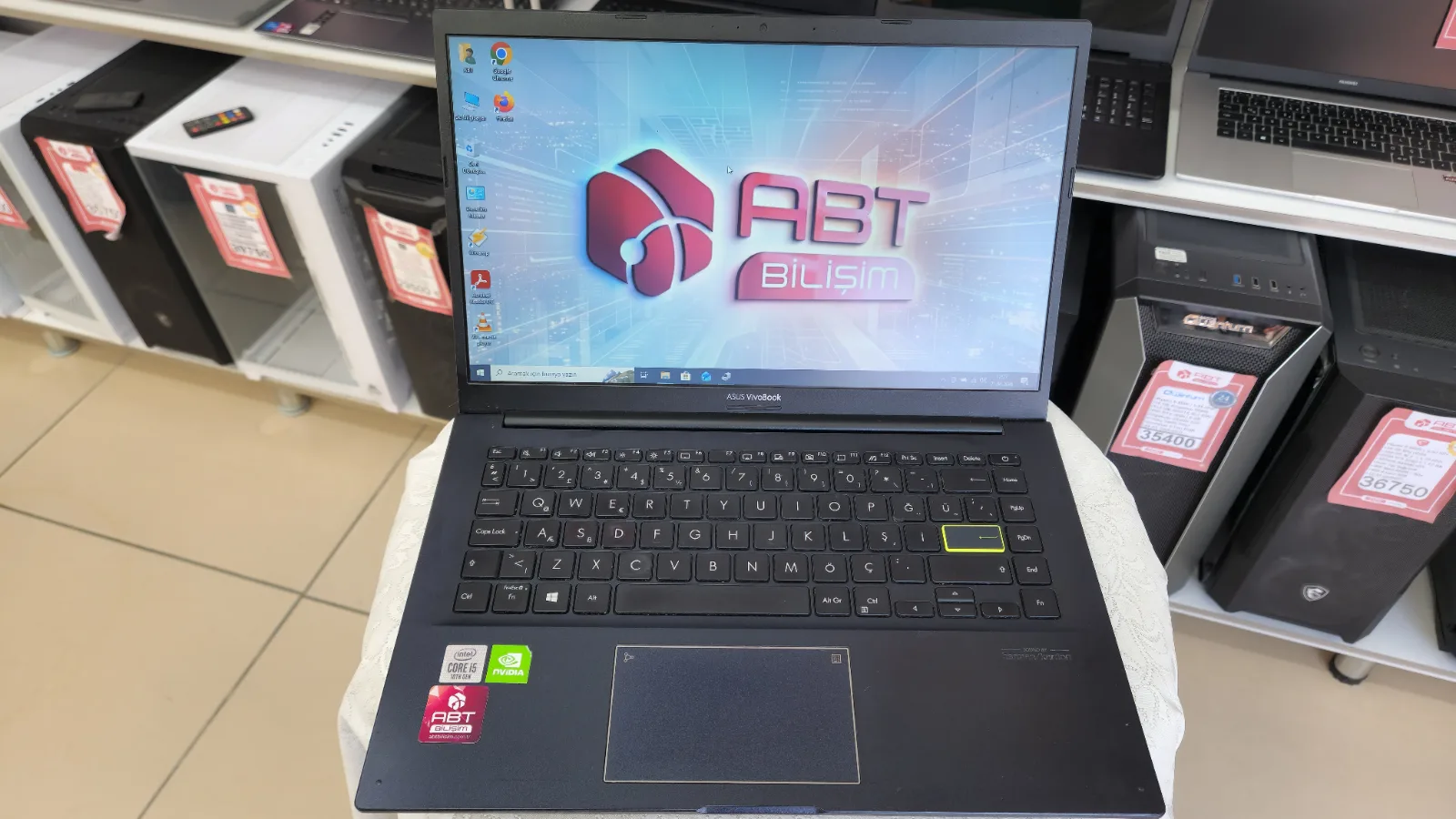 Asus VivoBook i5-10210U 8GB Ram 256GB SSD MX130 2GB Ekran Kartı — fotoğraf 2