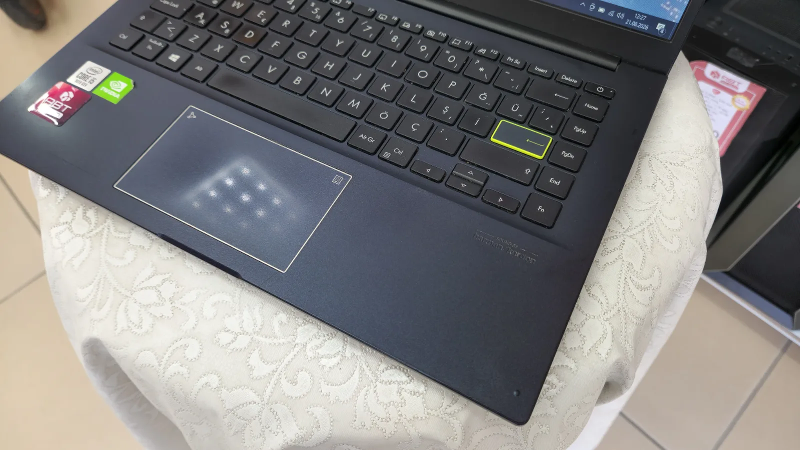 Asus VivoBook i5-10210U 8GB Ram 256GB SSD MX130 2GB Ekran Kartı — fotoğraf 4