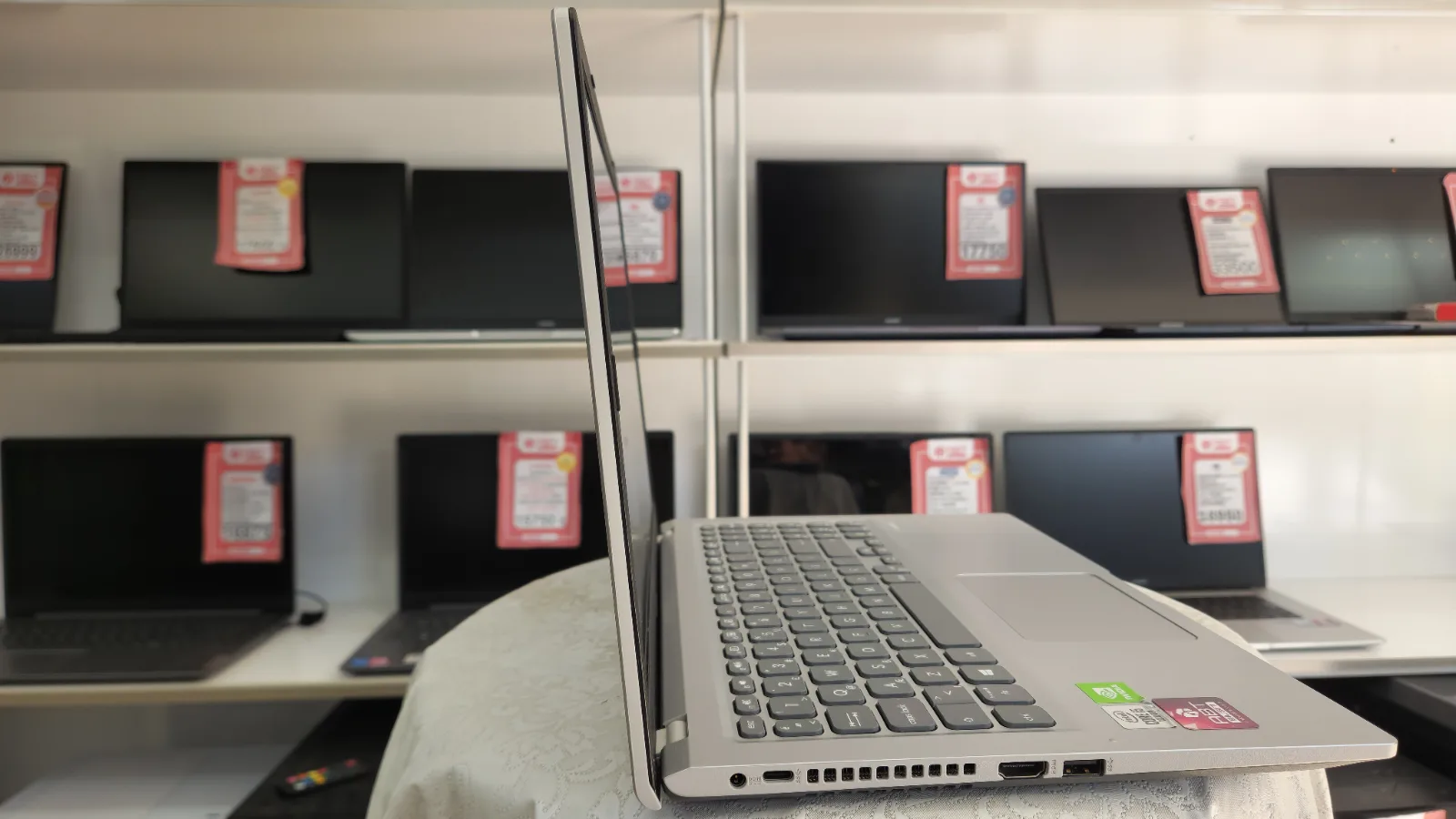 Asus X515JF Intel i5-1035G1 8GB 256GB SSD MX130 15.6" Laptop — fotoğraf 6