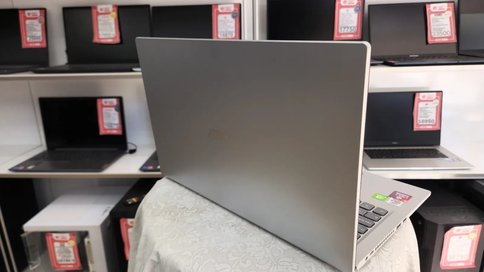 Asus X515JF Intel i5-1035G1 8GB 256GB SSD MX130 15.6" Laptop — fotoğraf 7
