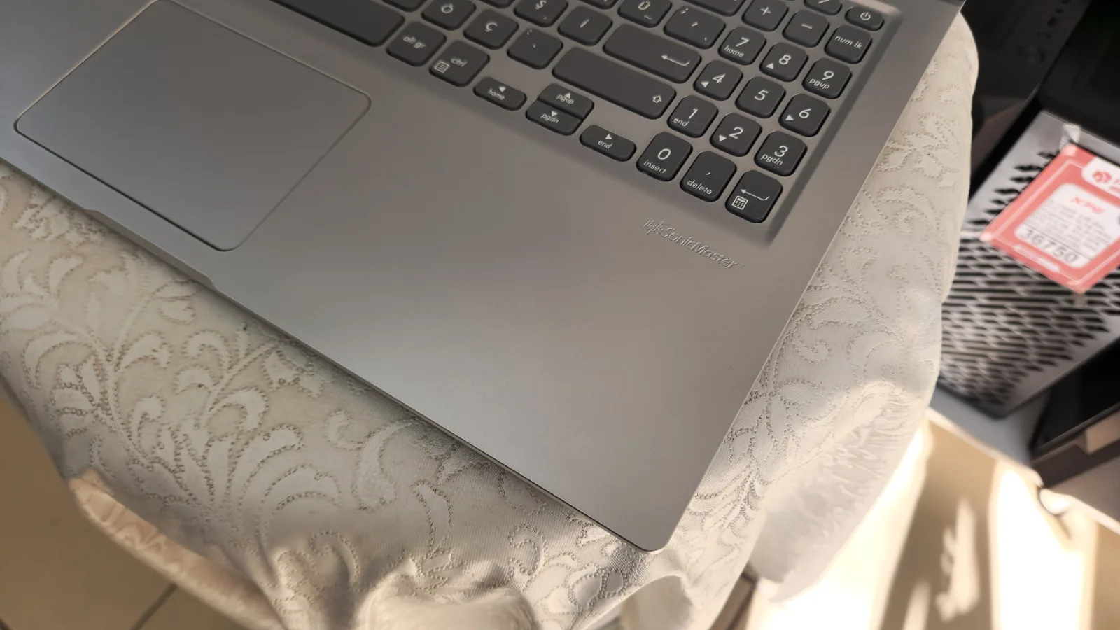 Asus X515JF Intel i5-1035G1 8GB 256GB SSD MX130 15.6" Laptop — fotoğraf 4