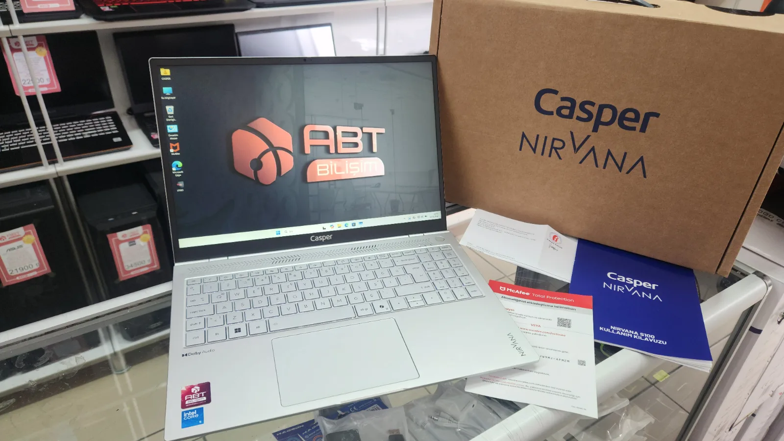Casper Nirvana S100 | 16 GB | 512 GB M.2 SSD | 16” WUXGA