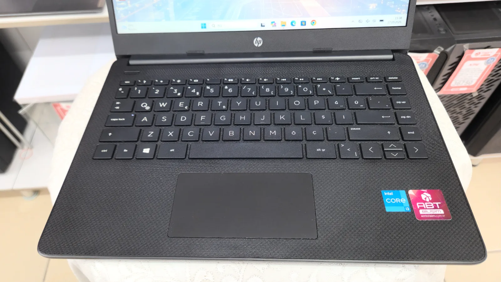 HP 14S i3-1115G4 8GB RAM 256GB SSD 14 İnç Full HD Laptop 24 Ay Garantili — fotoğraf 5
