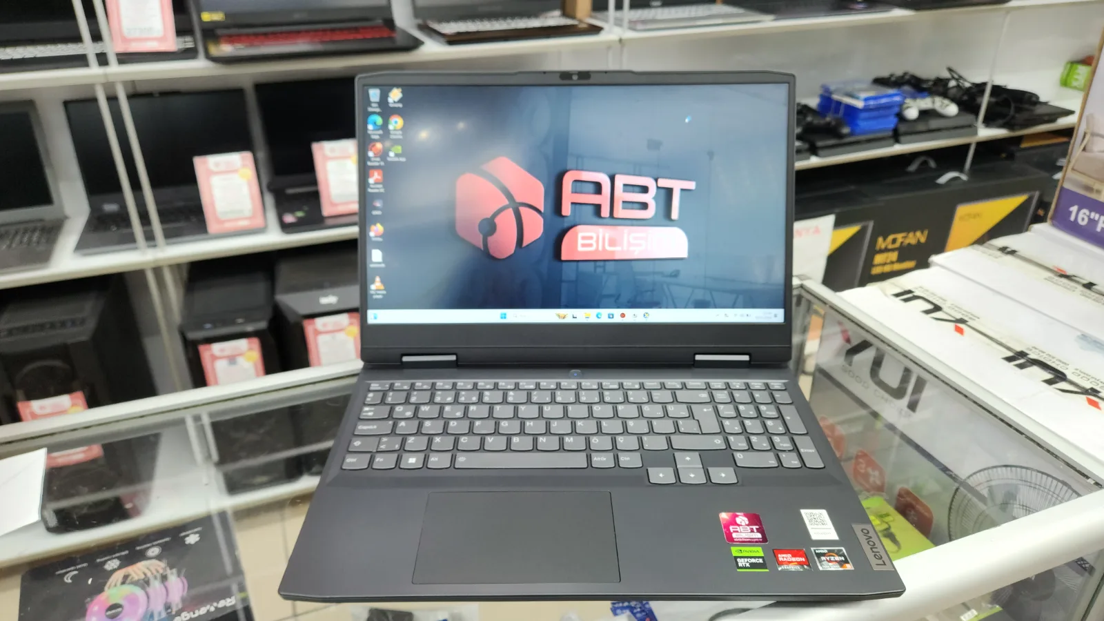 İkinci El Lenovo IdeaPad Gaming 3 | Ryzen 5 7535HS | 16 GB DDR5 | 512 GB M.2 | RTX 4050 | 120 Hz Full HD