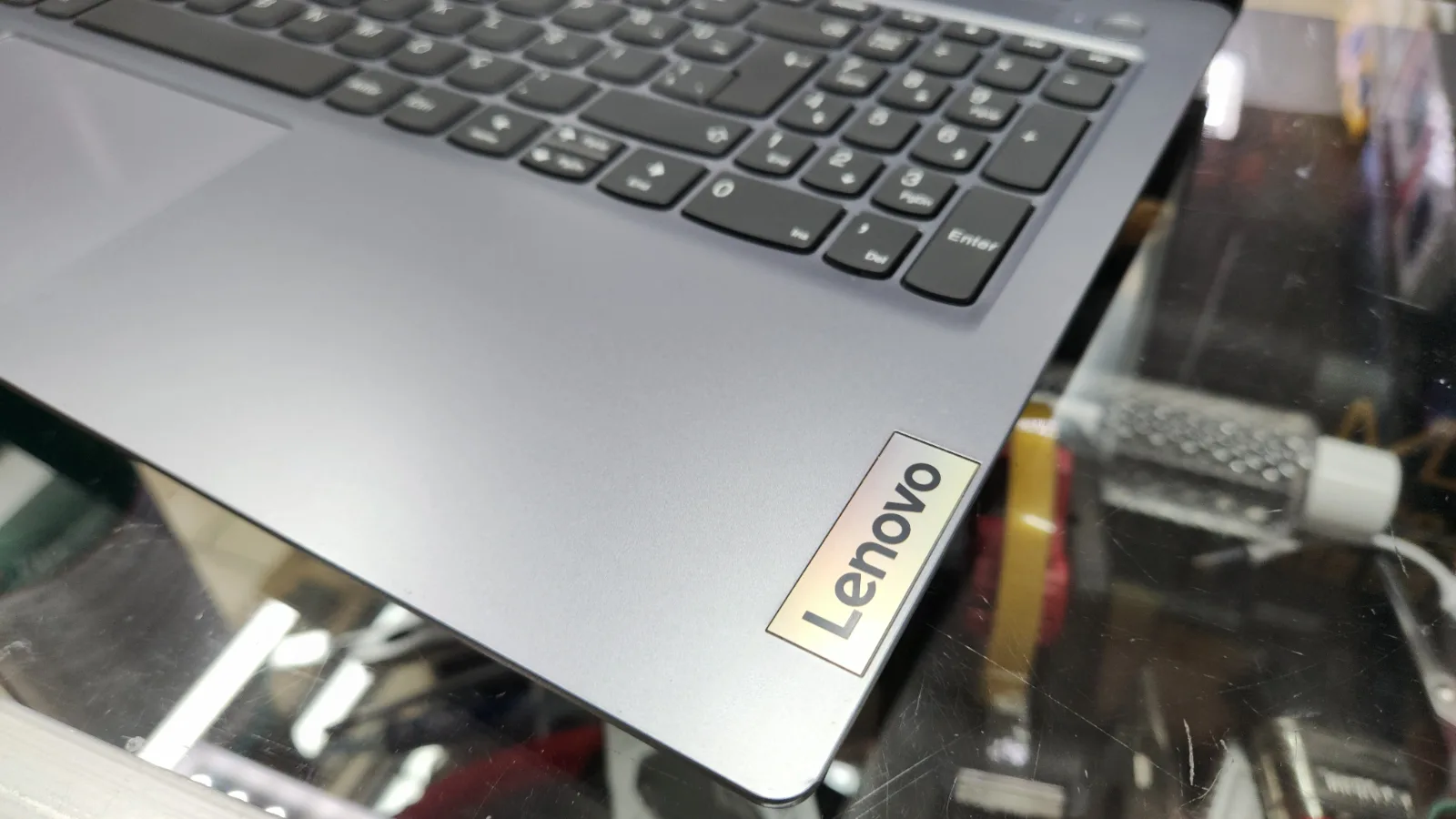 Lenovo IdeaPad Slim 3 | i5 12450H | 8 GB RAM | 256 GB M.2 | Full HD — fotoğraf 4