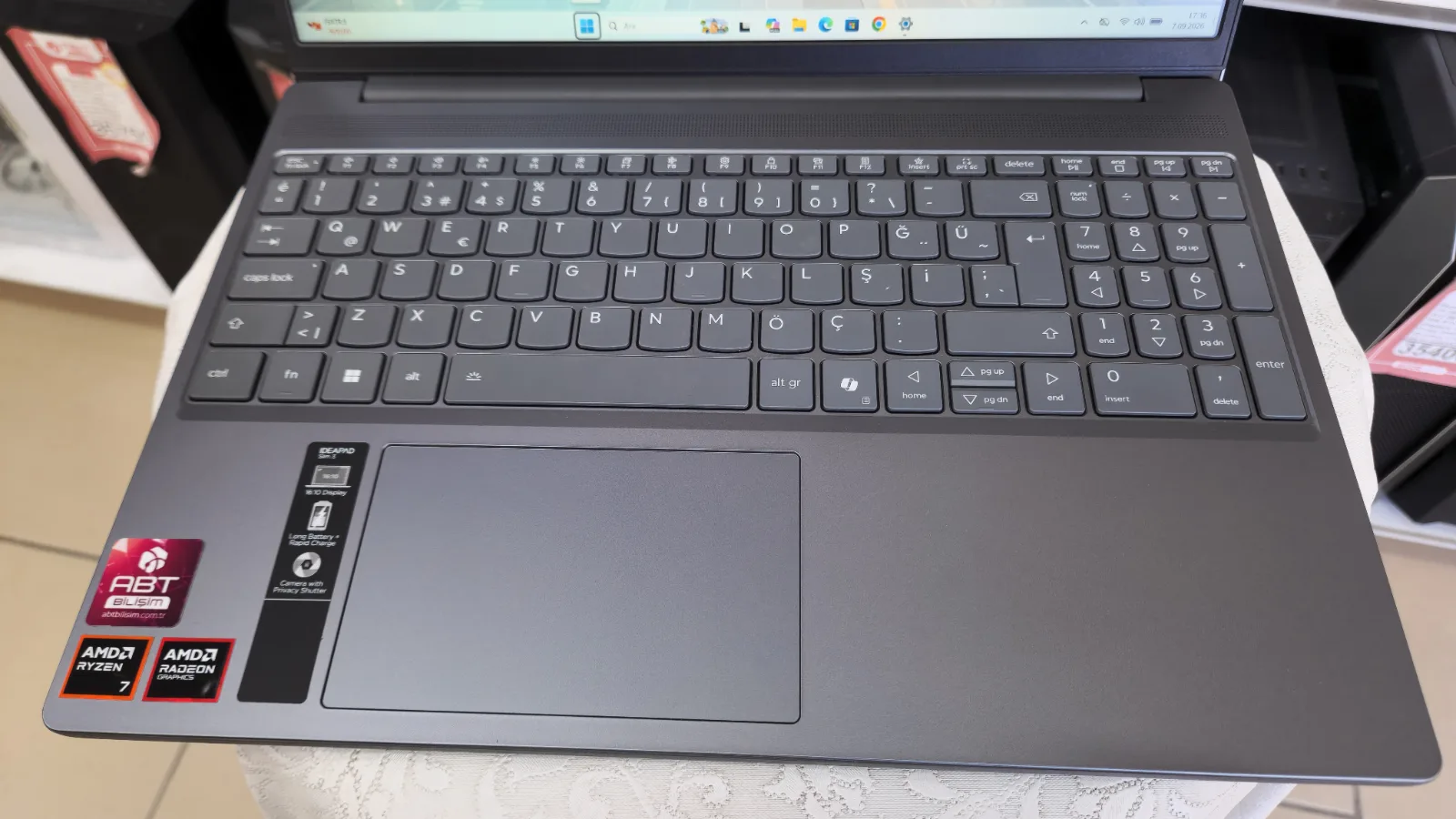 Lenovo | Ryzen 7 170 | 16 GB DDR5 | 512 GB M.2 | 2 GB Ekran Kartı — fotoğraf 5