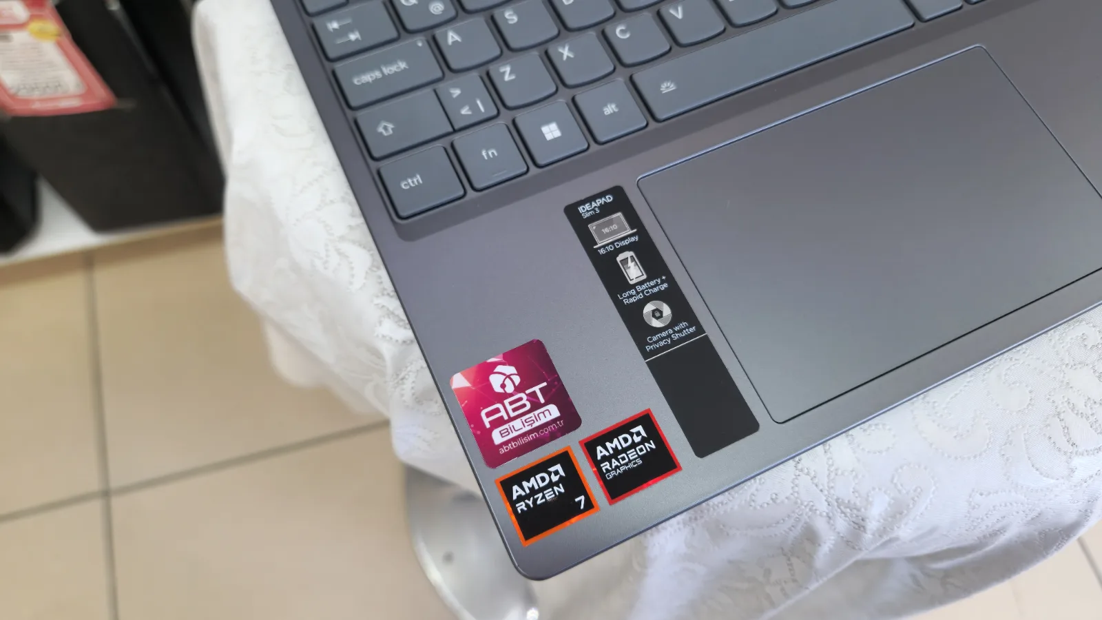 Lenovo | Ryzen 7 170 | 16 GB DDR5 | 512 GB M.2 | 2 GB Ekran Kartı — fotoğraf 3