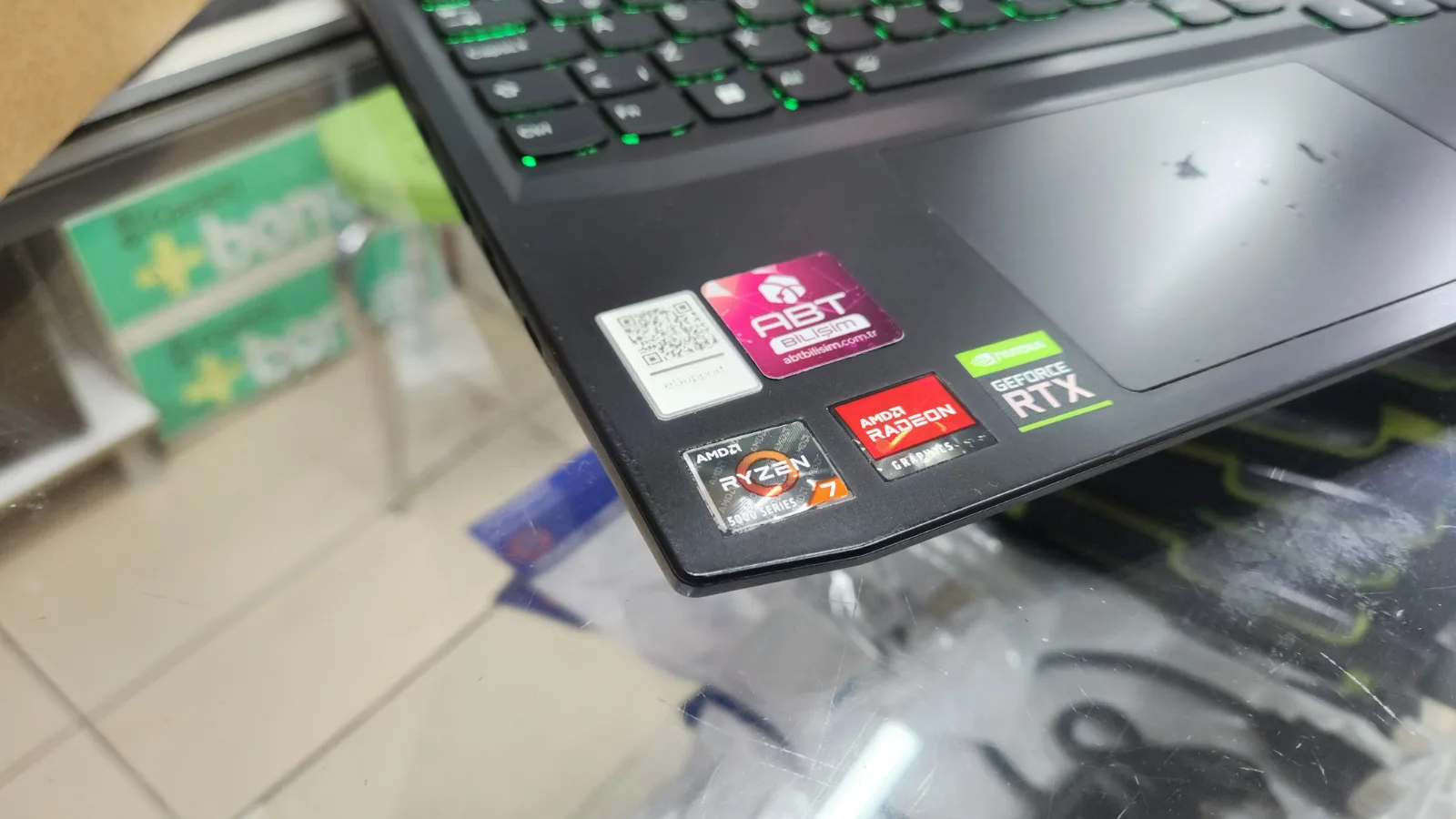 Lenovo Ryzen 7 5800H 16 GB 512 GB M.2 6 GB RTX 3060 165 Hz Gaming Laptop — fotoğraf 2