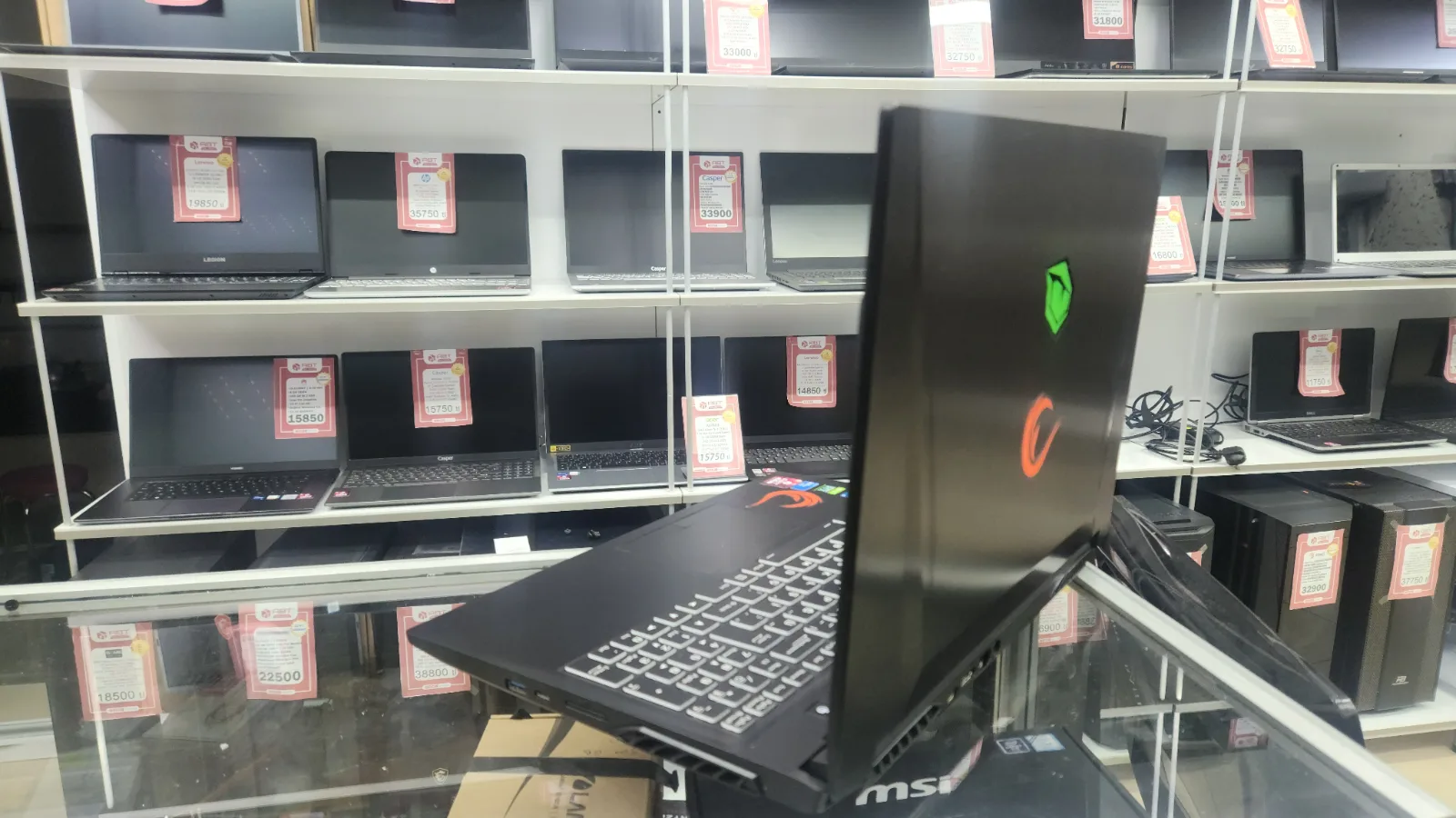 Monster Abra A5 | i5-11400H | 8 GB RAM | 512 GB M.2 SSD | RTX 3050 Ti | 15.6” 144 Hz — fotoğraf 8