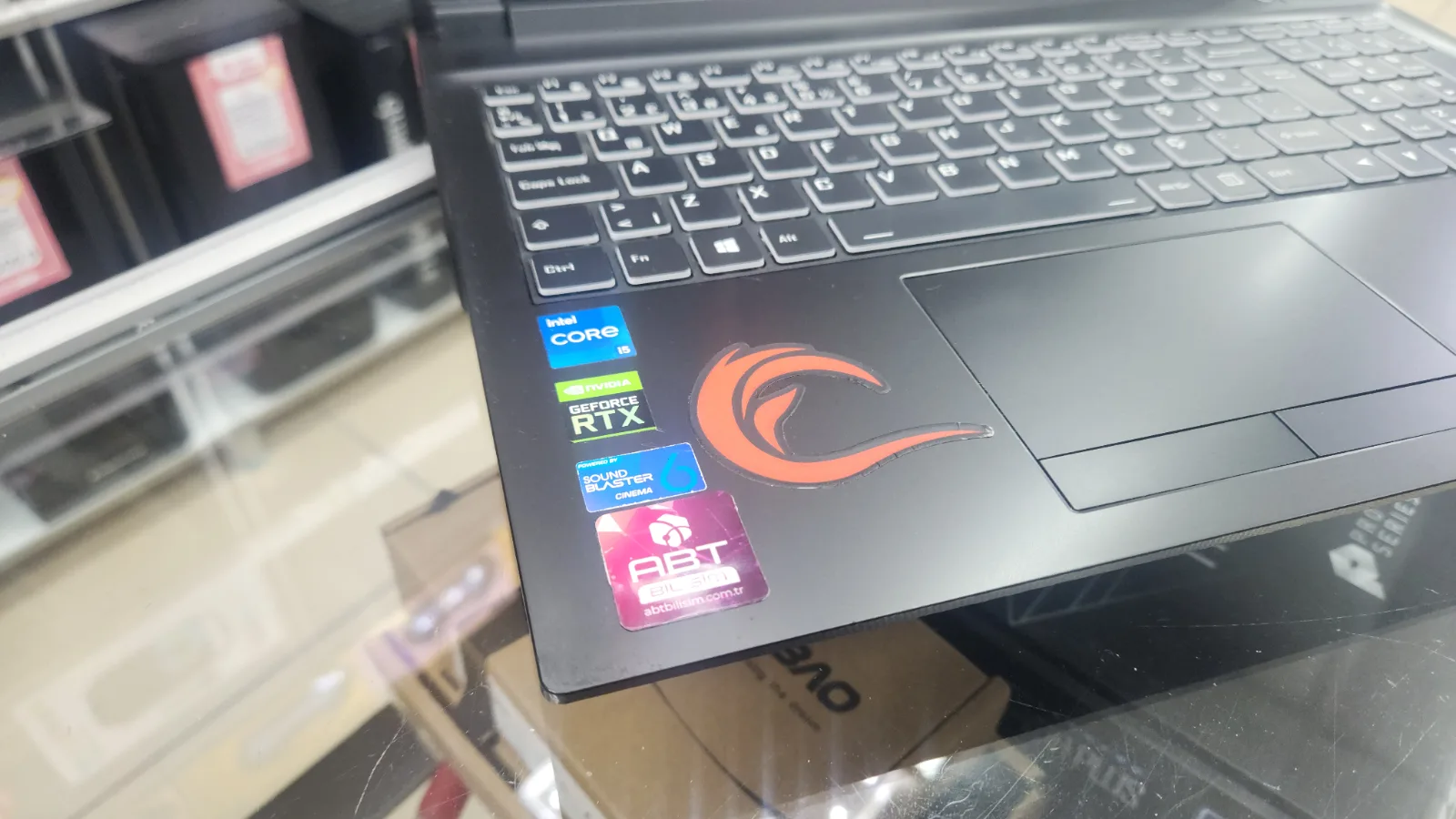 Monster Abra A5 | i5-11400H | 8 GB RAM | 512 GB M.2 SSD | RTX 3050 Ti | 15.6” 144 Hz — fotoğraf 2