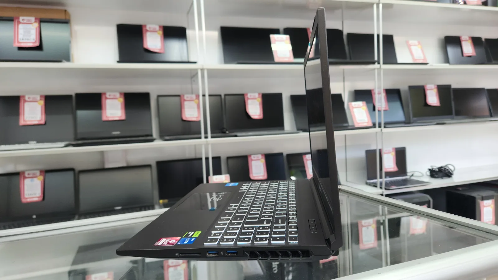 Monster Abra A5 | i5-13500H | 16 GB DDR4 | 1 TB M.2 | RTX 4050 6 GB | 15.6” FHD 144 Hz — fotoğraf 7