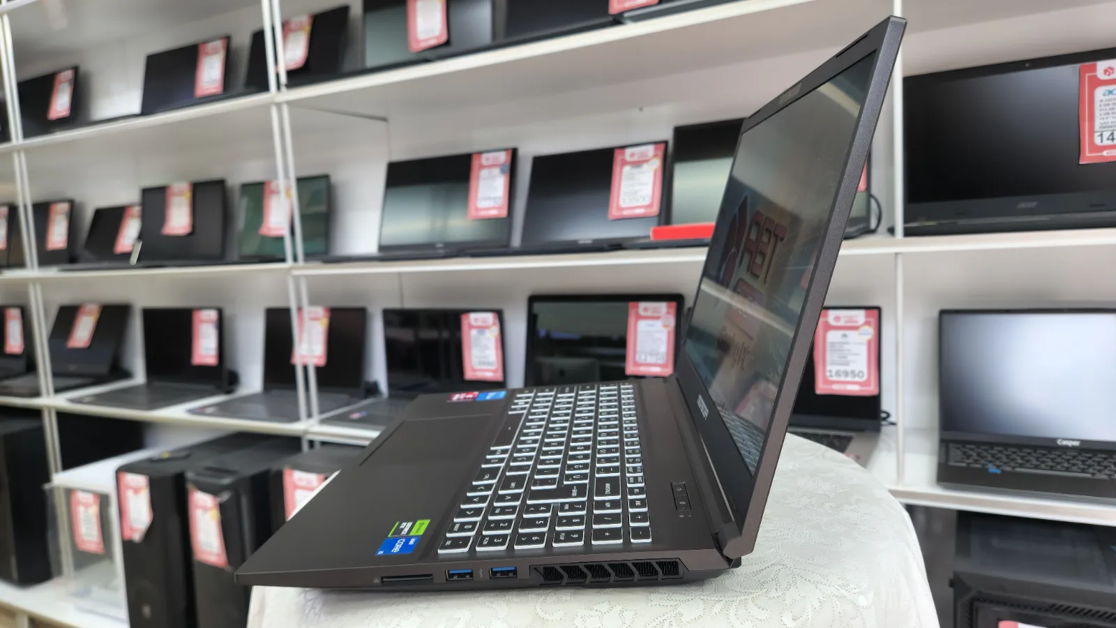 Monster Abra A5 V20.4 i5-12450H 32GB RAM 1TB SSD RTX 4050 6GB 144Hz Oyuncu Bilgisayarı — fotoğraf 9