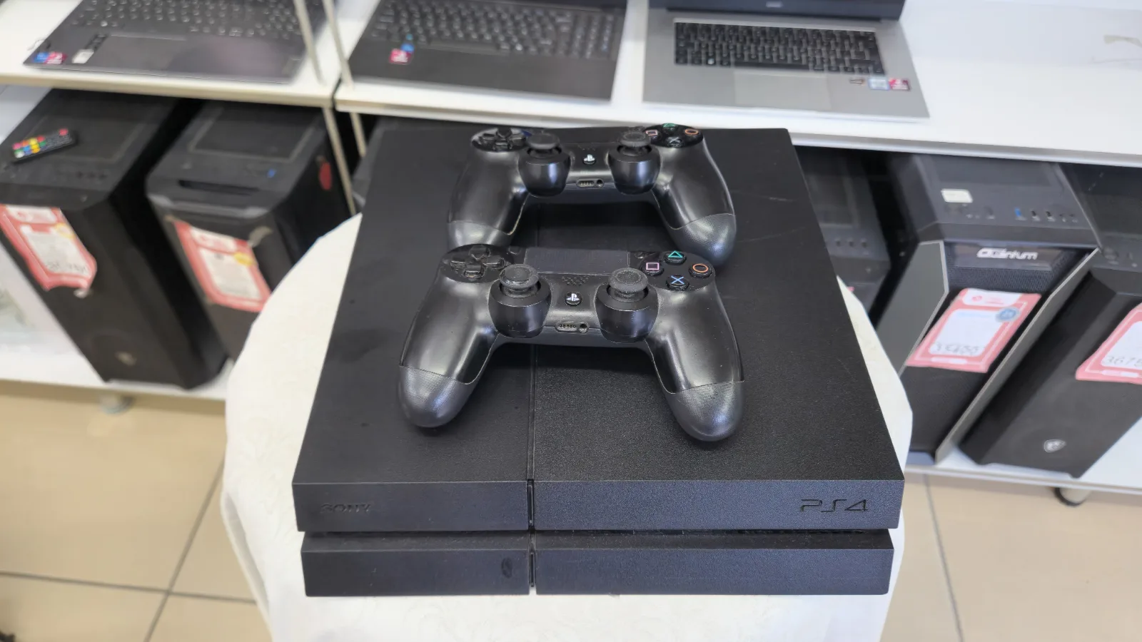 PS4 1 TB Oyun Konsolu - Çift Kol - PES 2017 Hediyeli — fotoğraf 4
