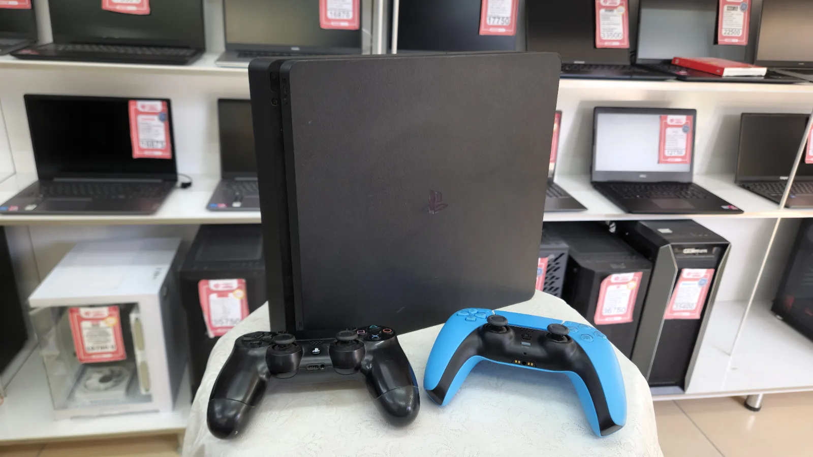 Sony PlayStation 4 Slim | 500 GB | Çift Kol — fotoğraf 2